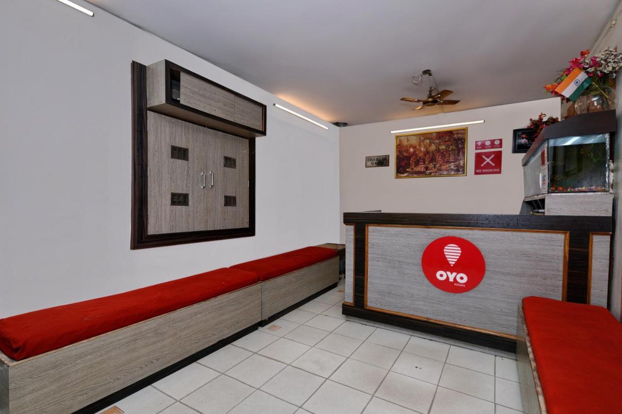 Oyo 3519 Hotel Garden Inn Varanasi Exterior foto